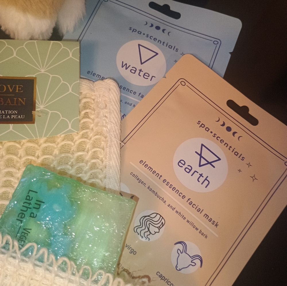 Fire water and Earth beauty bundle. Natural blundle including air element essent - Picture 3 of 6